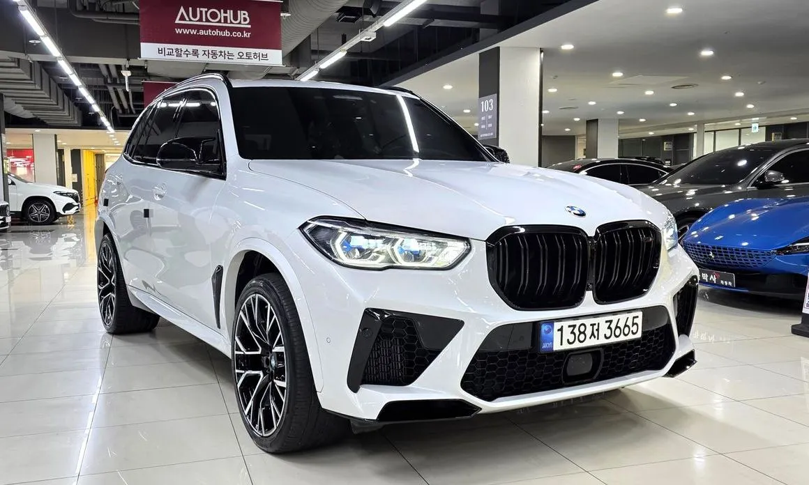 BMW X5M — фото 1
