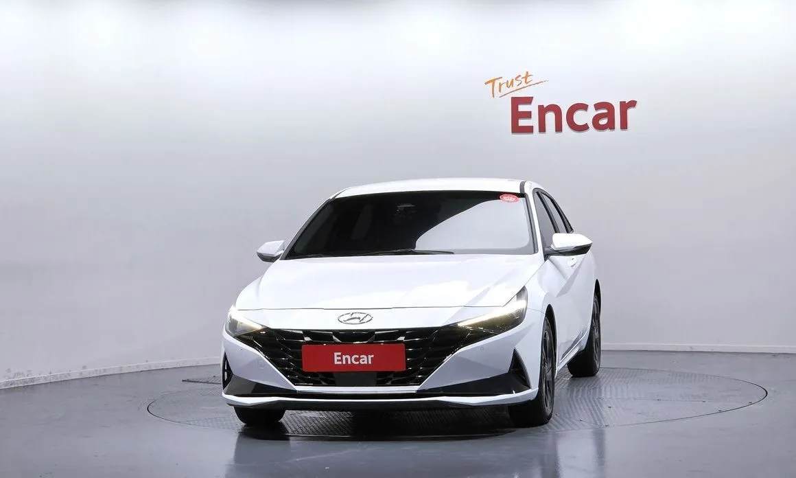 Hyundai AVANTE — фото 2