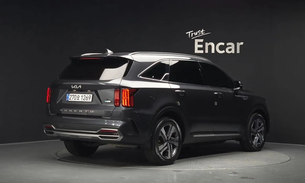 Kia Sorento — фото 3