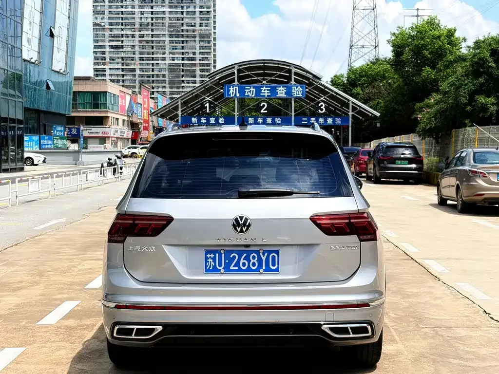 Volkswagen Tiguan L — фото 3