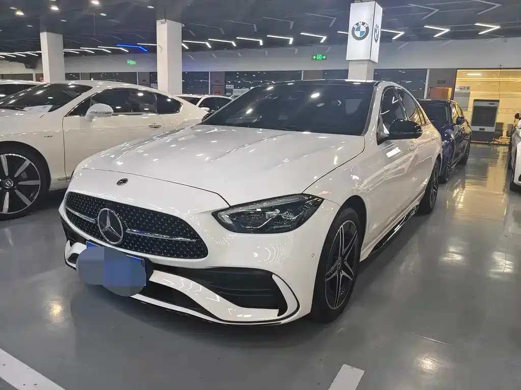 Mercedes-Benz C-Class — фото 1