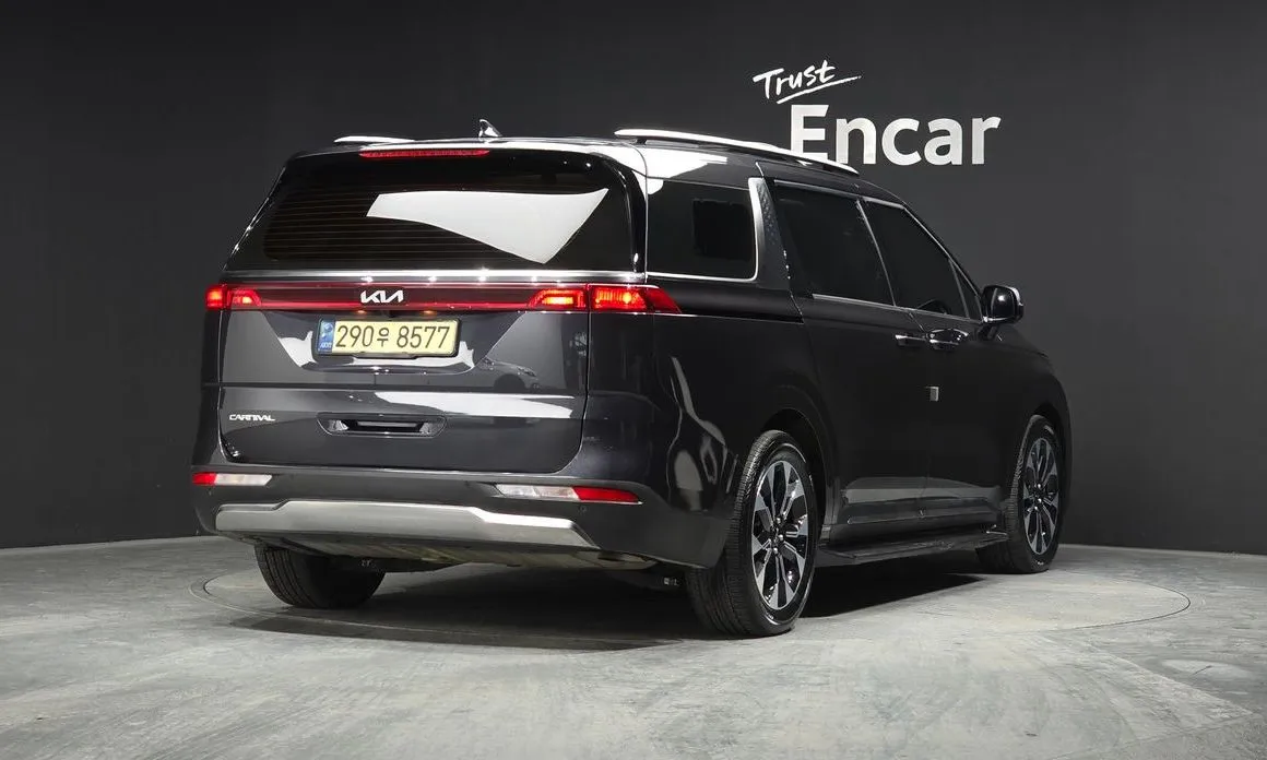 Kia Carnival — фото 3
