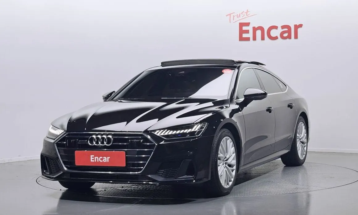 Audi A7 — фото 1