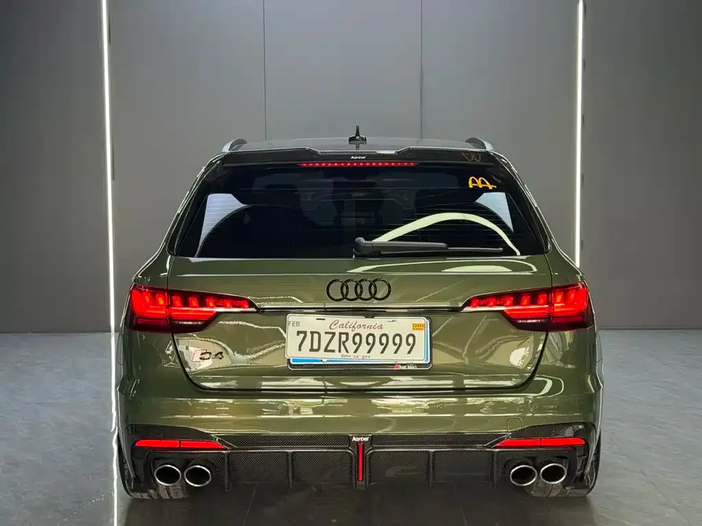Audi S4 — фото 9