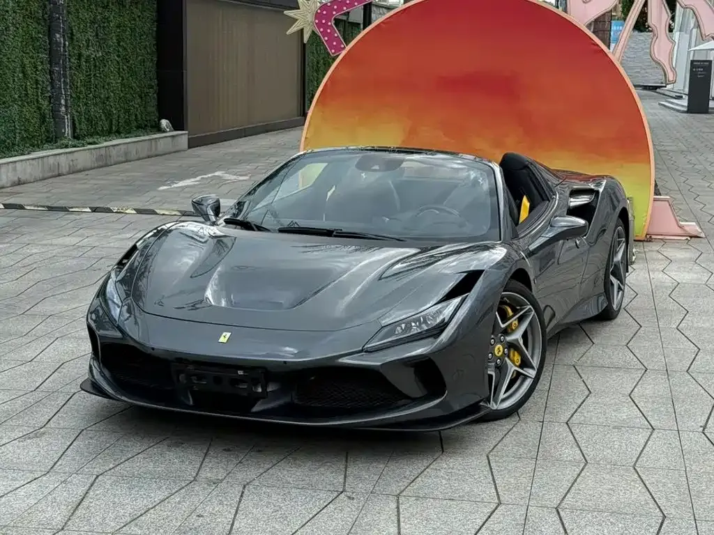 Ferrari F8 — фото 1