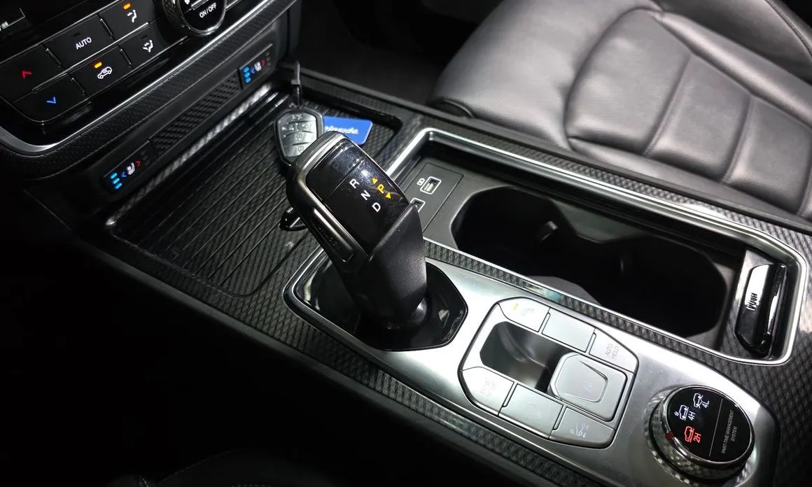 KG Mobility (Ssangyong) Rexton — фото 10