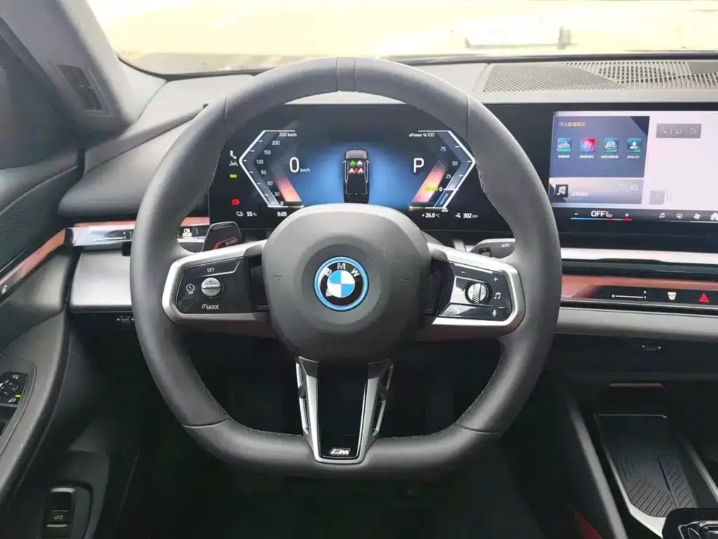 BMW i5 — фото 2
