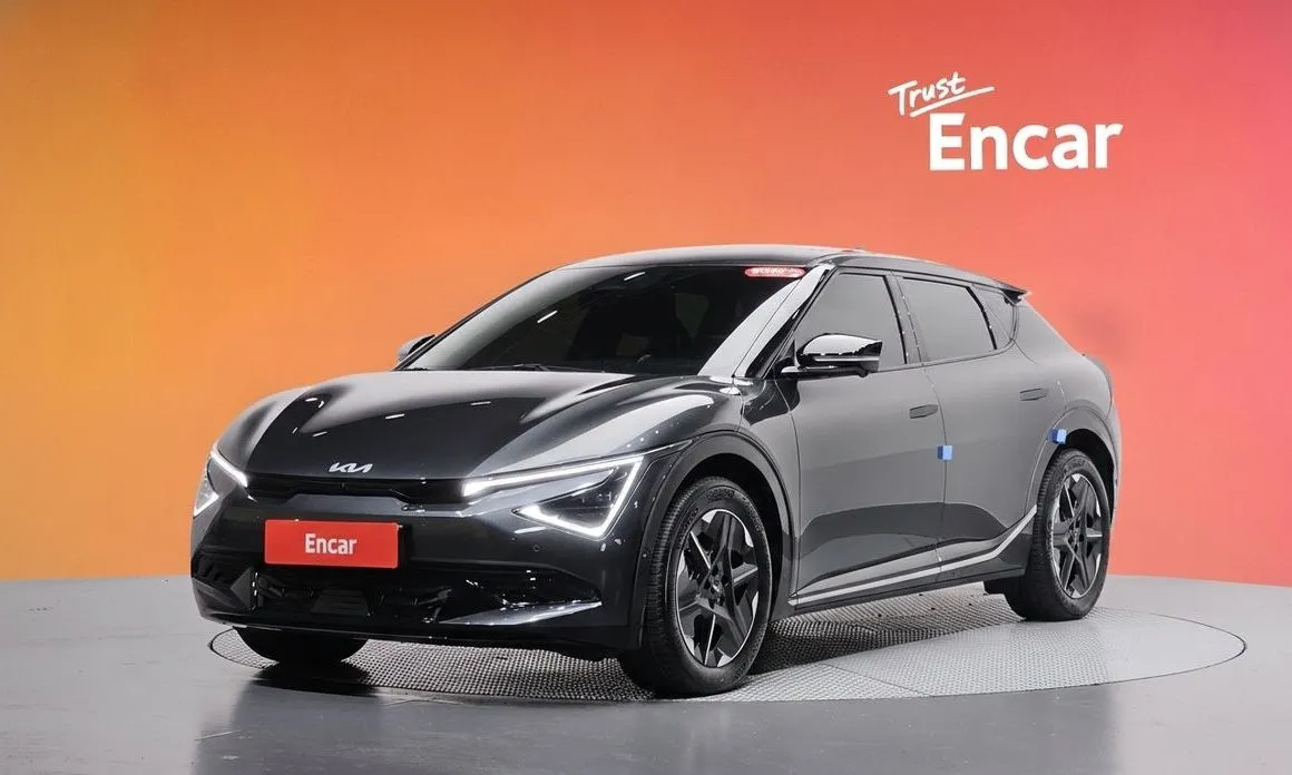 Kia EV6 — фото 1