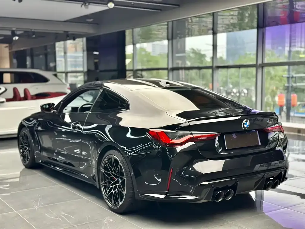 BMW M4 — фото 4