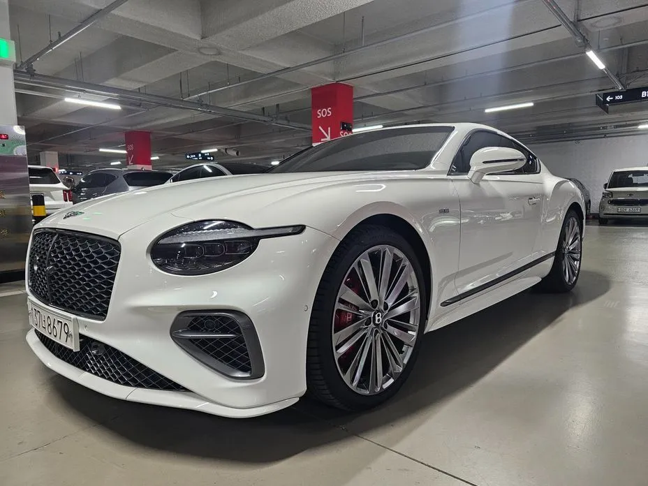 Bentley Continental — фото 1