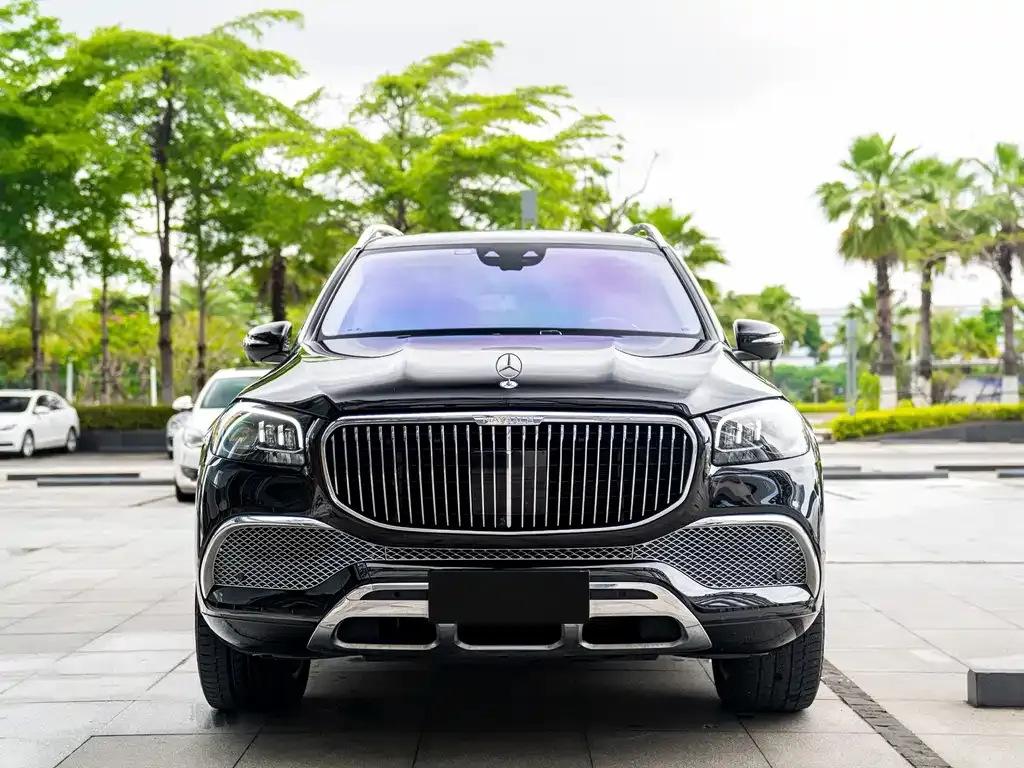 Mercedes-Benz GLS — фото 6