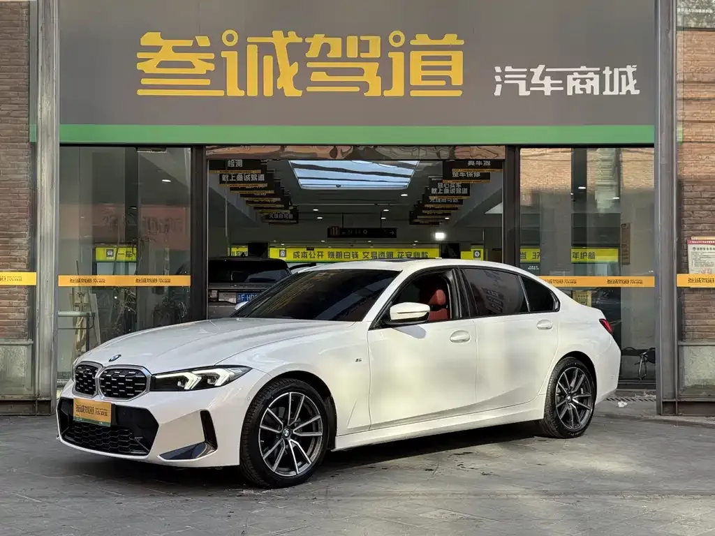 BMW 3 Series — фото 1