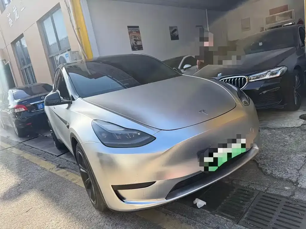 Tesla Model Y — фото 2