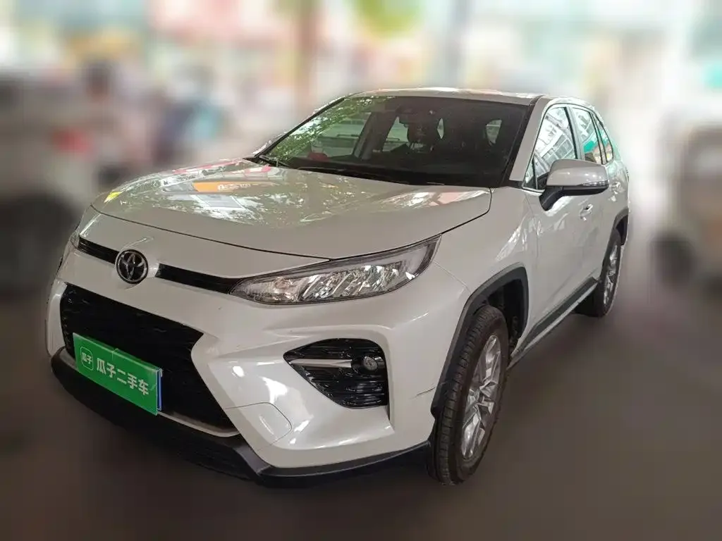 Toyota Wildlander — фото 1