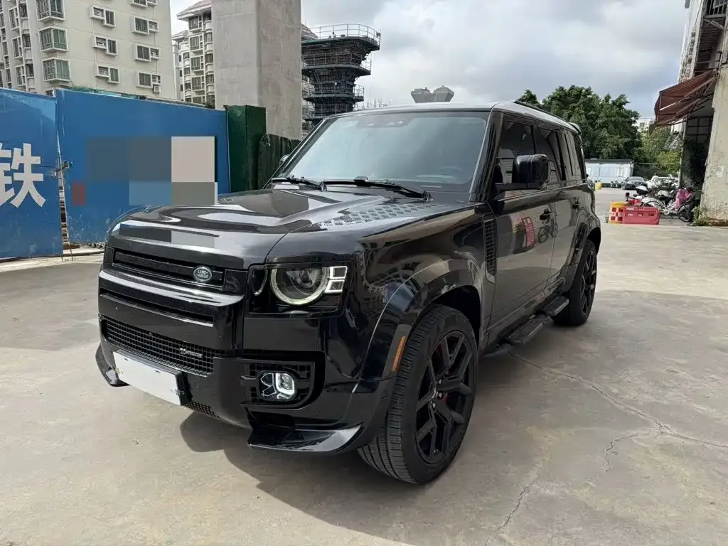 Land Rover Defender — фото 1