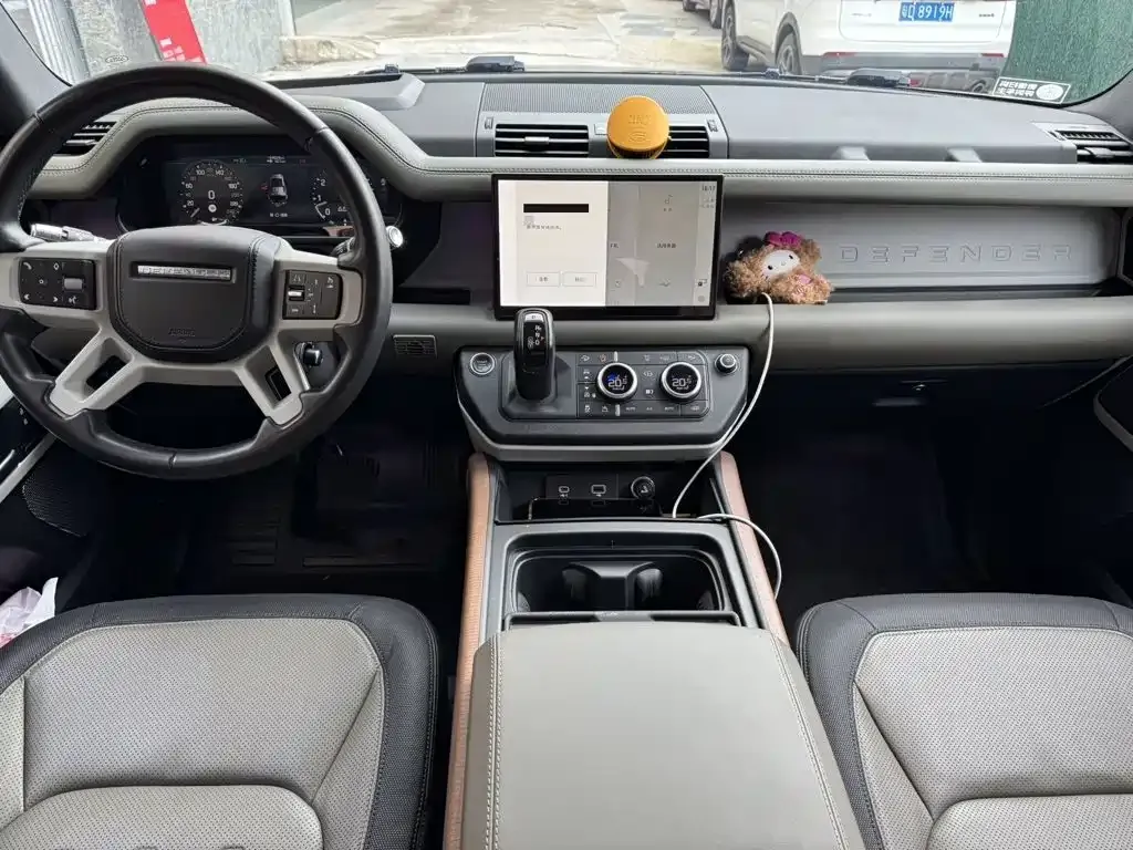 Land Rover Defender — фото 5
