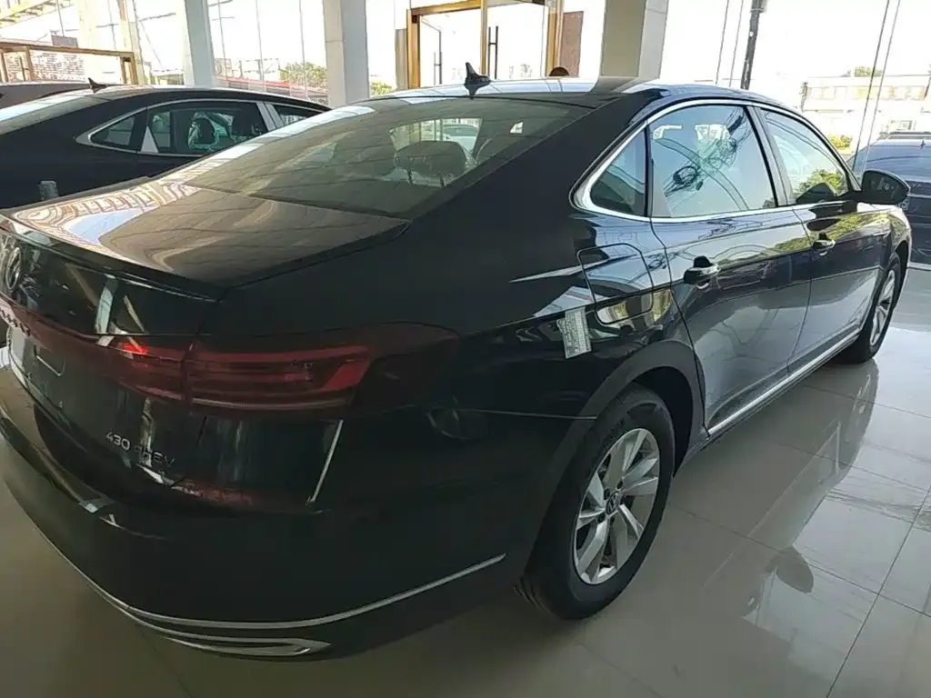 Volkswagen 帕萨特插电混动 — фото 10