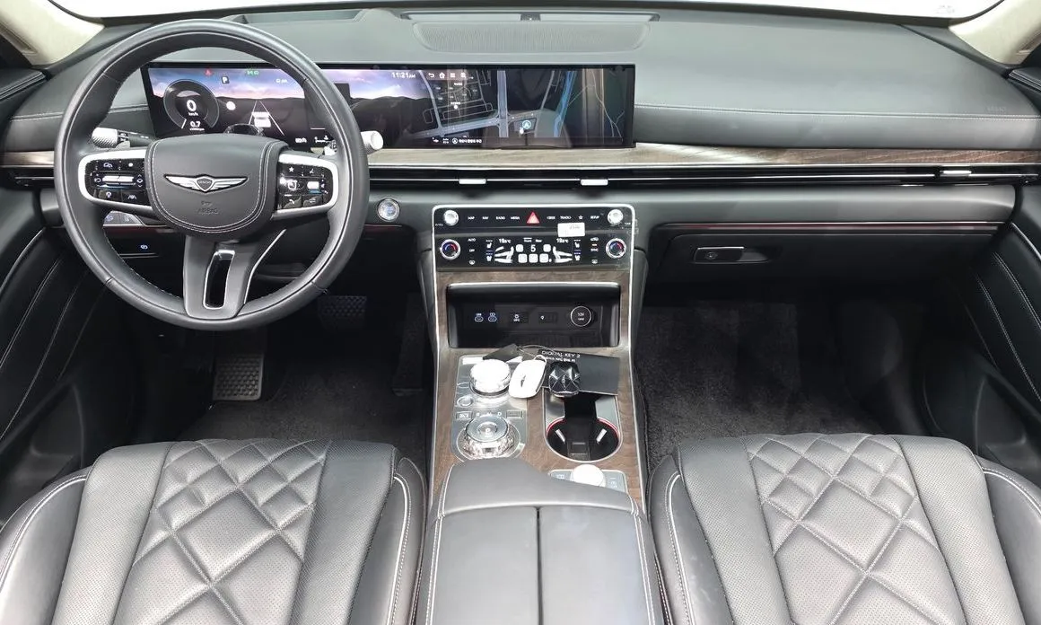 Genesis GV80 — фото 10