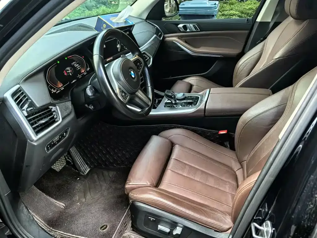BMW X5 (Import) — фото 4