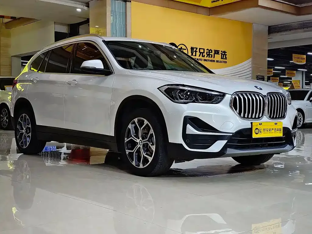 BMW X1 — фото 3