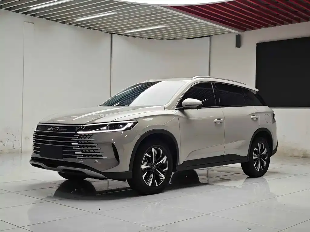 BYD Seal 05 DM-i — фото 1