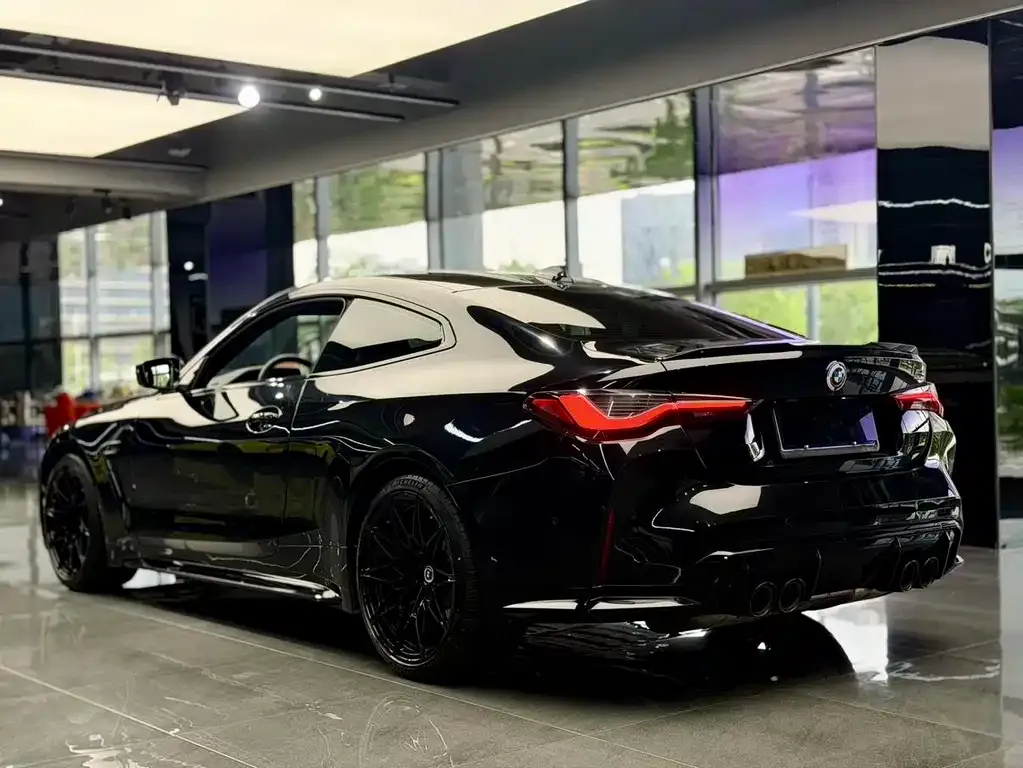 BMW M4 — фото 10