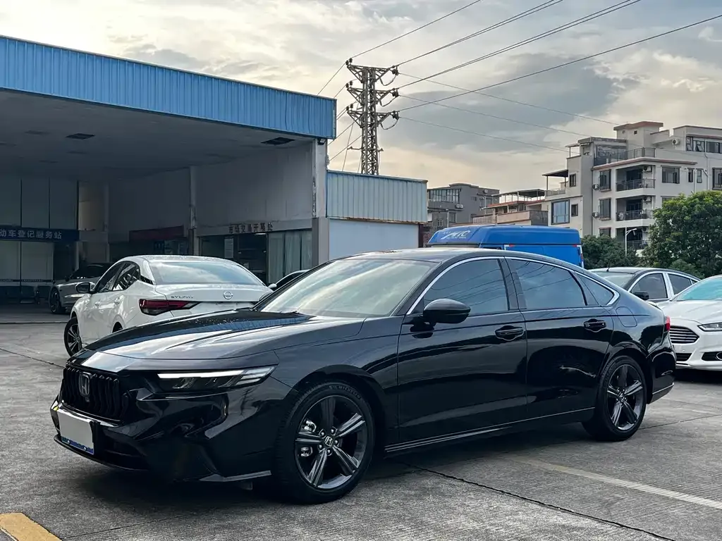 Honda Inspire — фото 1