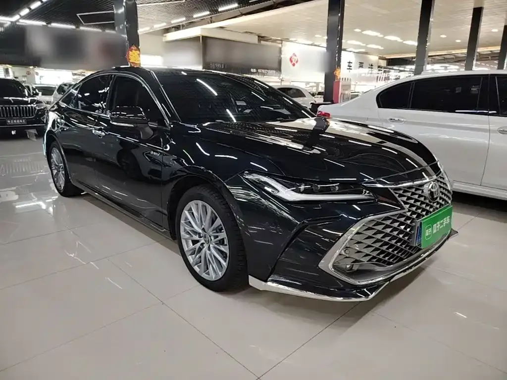 Toyota Avalon — фото 10