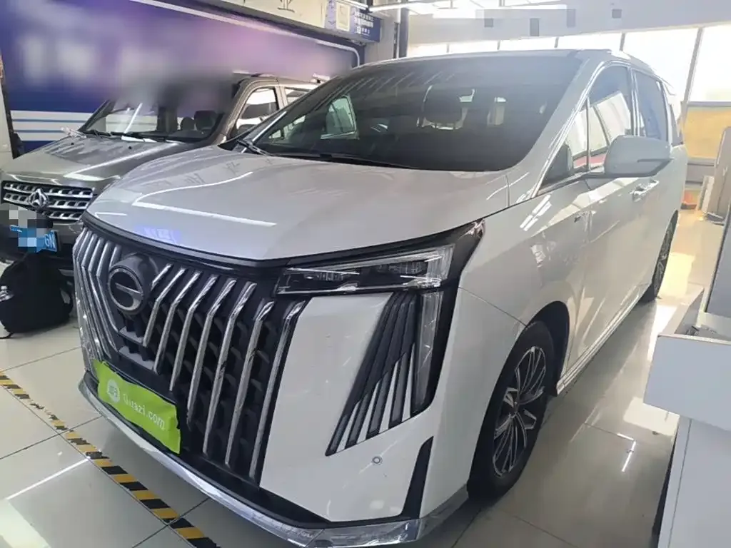 GAC Motor Trumpchi M8 — фото 10