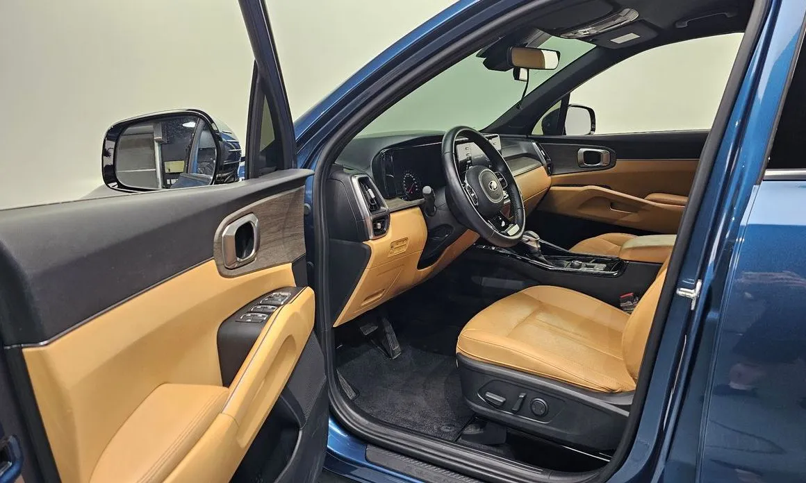 Kia Sorento — фото 9