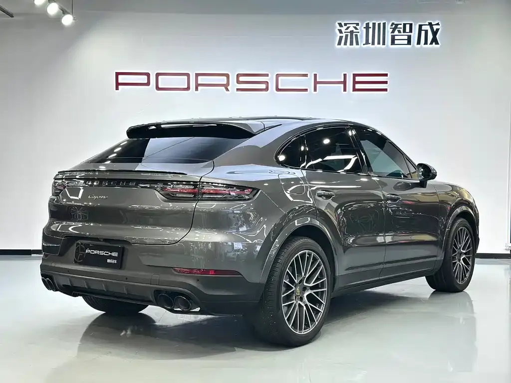 Porsche Cayenne — фото 4