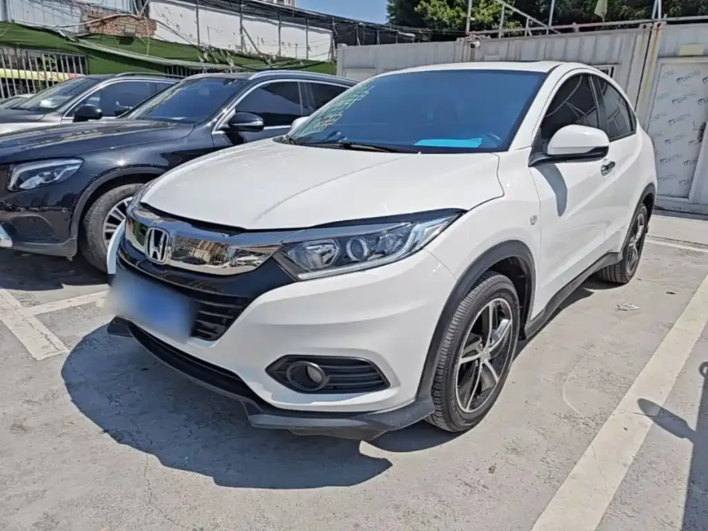Honda Vezel — фото 1