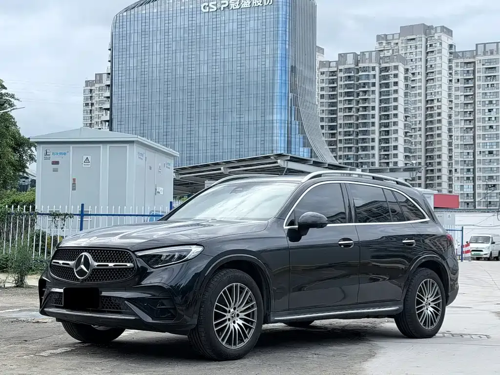 Mercedes-Benz GLC — фото 1