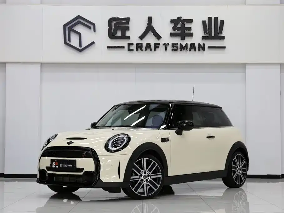 MINI Cooper (3-door) — фото 1
