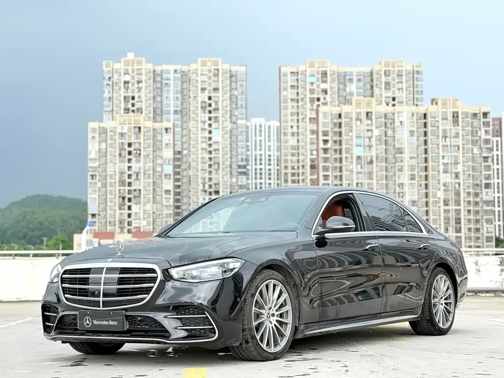Mercedes-Benz S-Class — фото 1