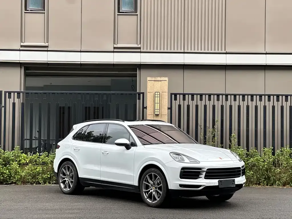 Porsche Cayenne — фото 3