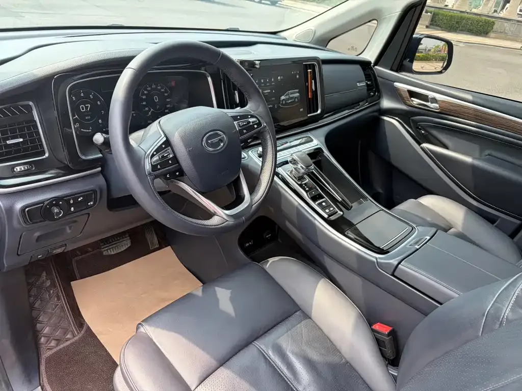 GAC Motor Trumpchi M8 — фото 8