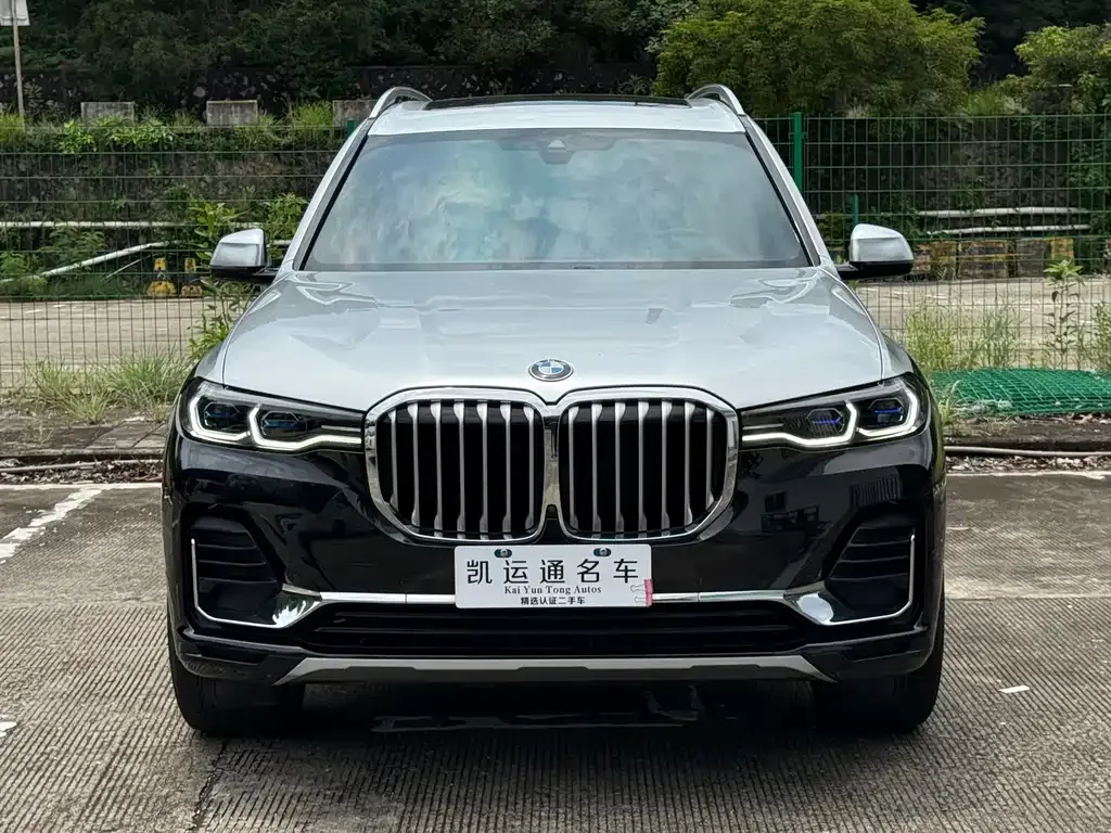 BMW X7 — фото 1