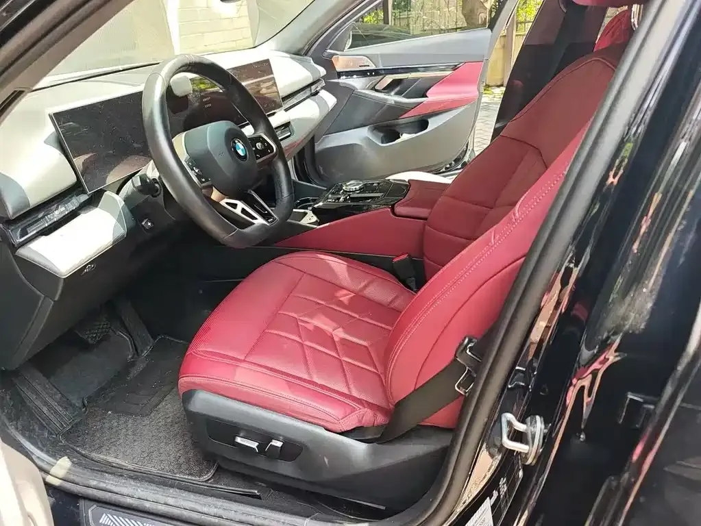 BMW 5 Series — фото 10