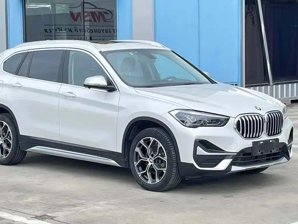 BMW X1 — фото 3