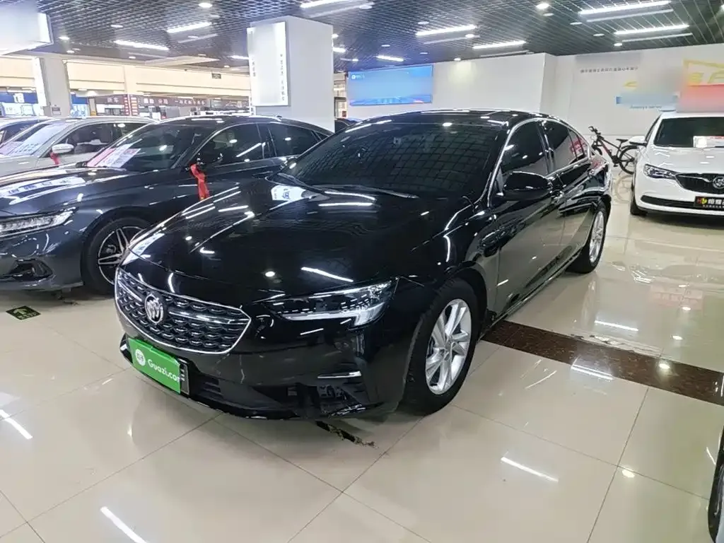 Buick Regal — фото 1