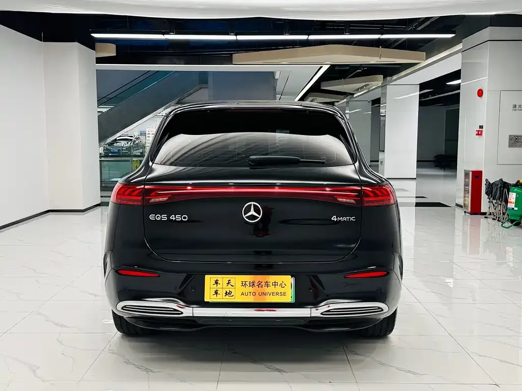 Mercedes-Benz EQS SUV — фото 8