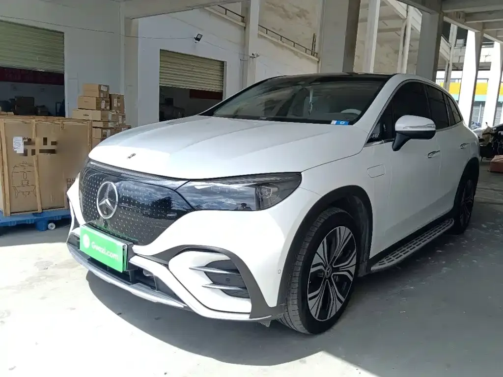 Mercedes-Benz EQE SUV — фото 2