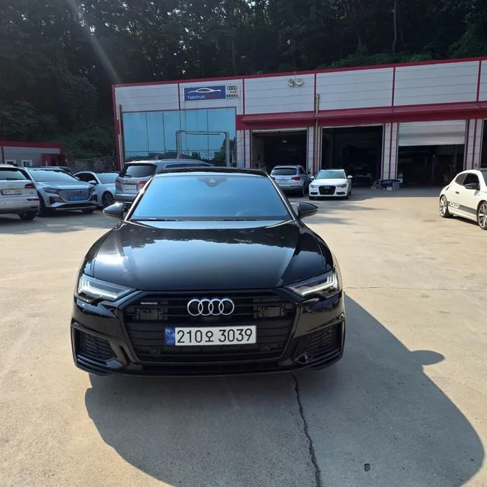 Audi A6 — фото 1