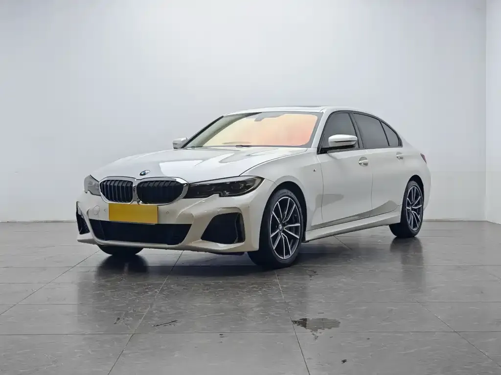 BMW 3 Series — фото 1