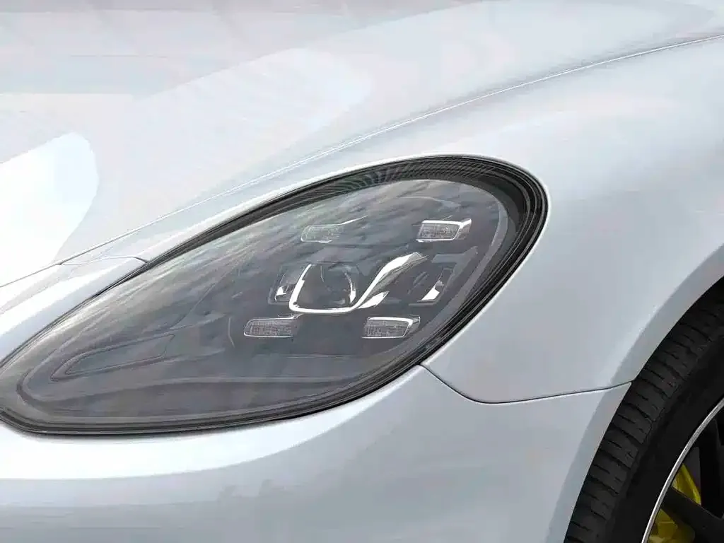 Porsche Panamera — фото 6