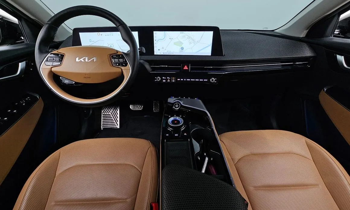Kia EV6 — фото 8