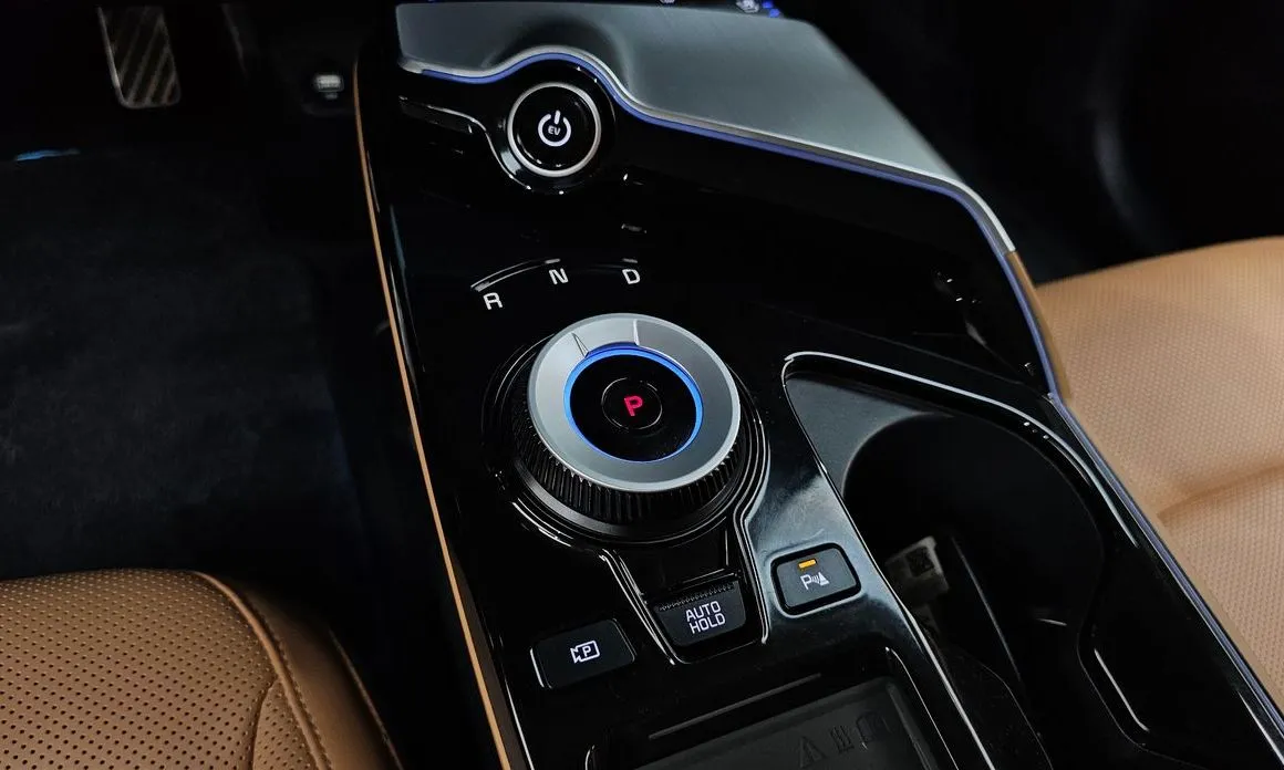 Kia EV6 — фото 9