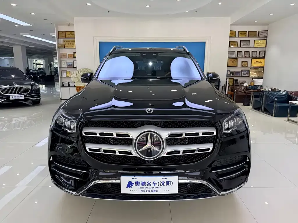 Mercedes-Benz GLS — фото 10