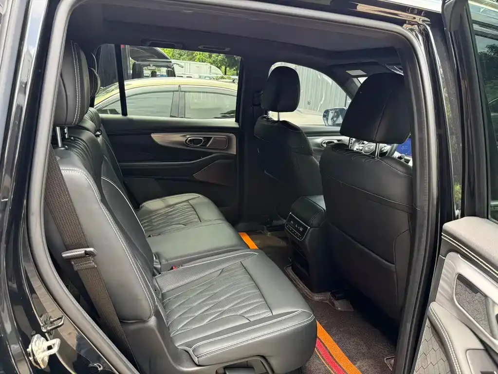 GAC Motor Trumpchi GS8 — фото 7